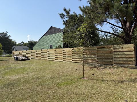 The new fence, Havelock
